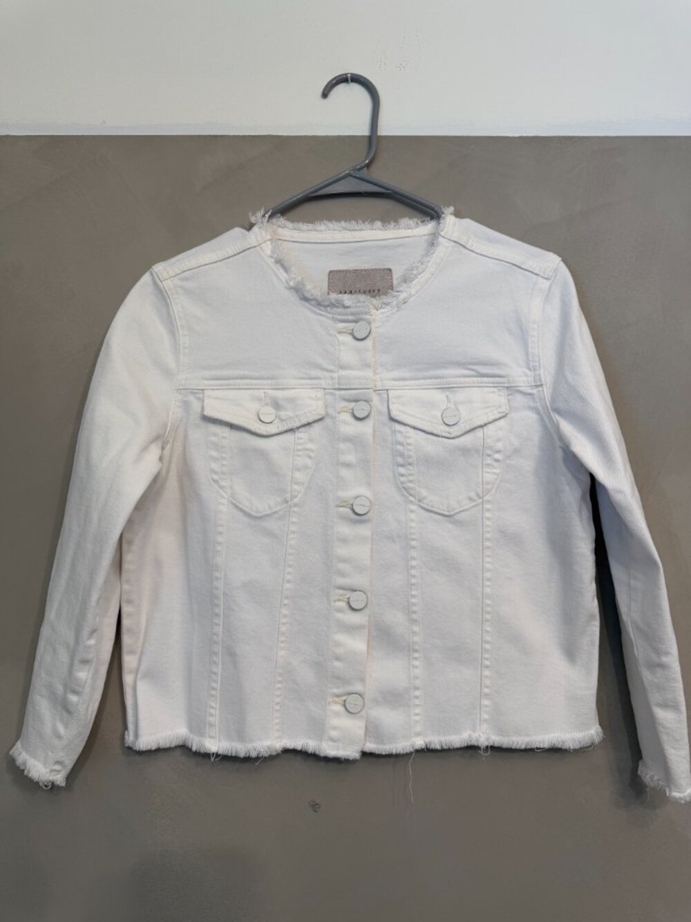 Sanctuary White Denim Jacket Raw Hem Cropped Size Small